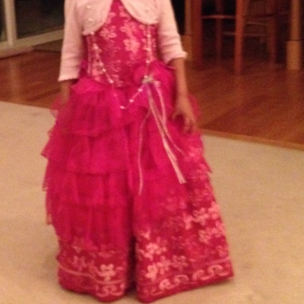 Little girls size 4T long floor length pink dress.